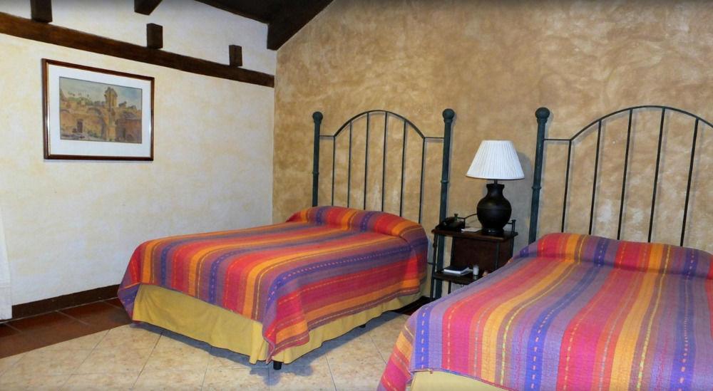 Villa Colonial Antigua Bagian luar foto