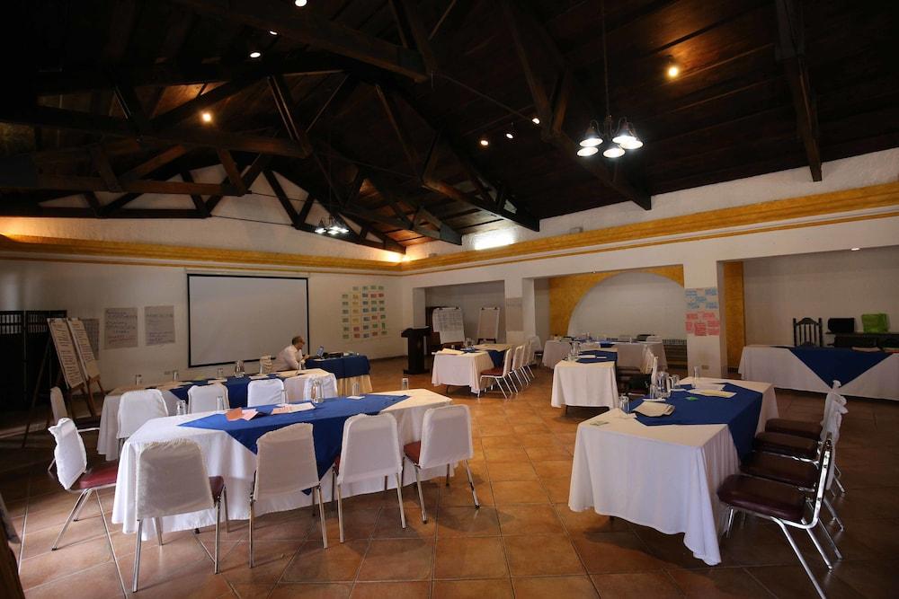 Villa Colonial Antigua Bagian luar foto